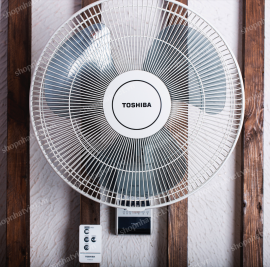Quạt treo tường Toshiba